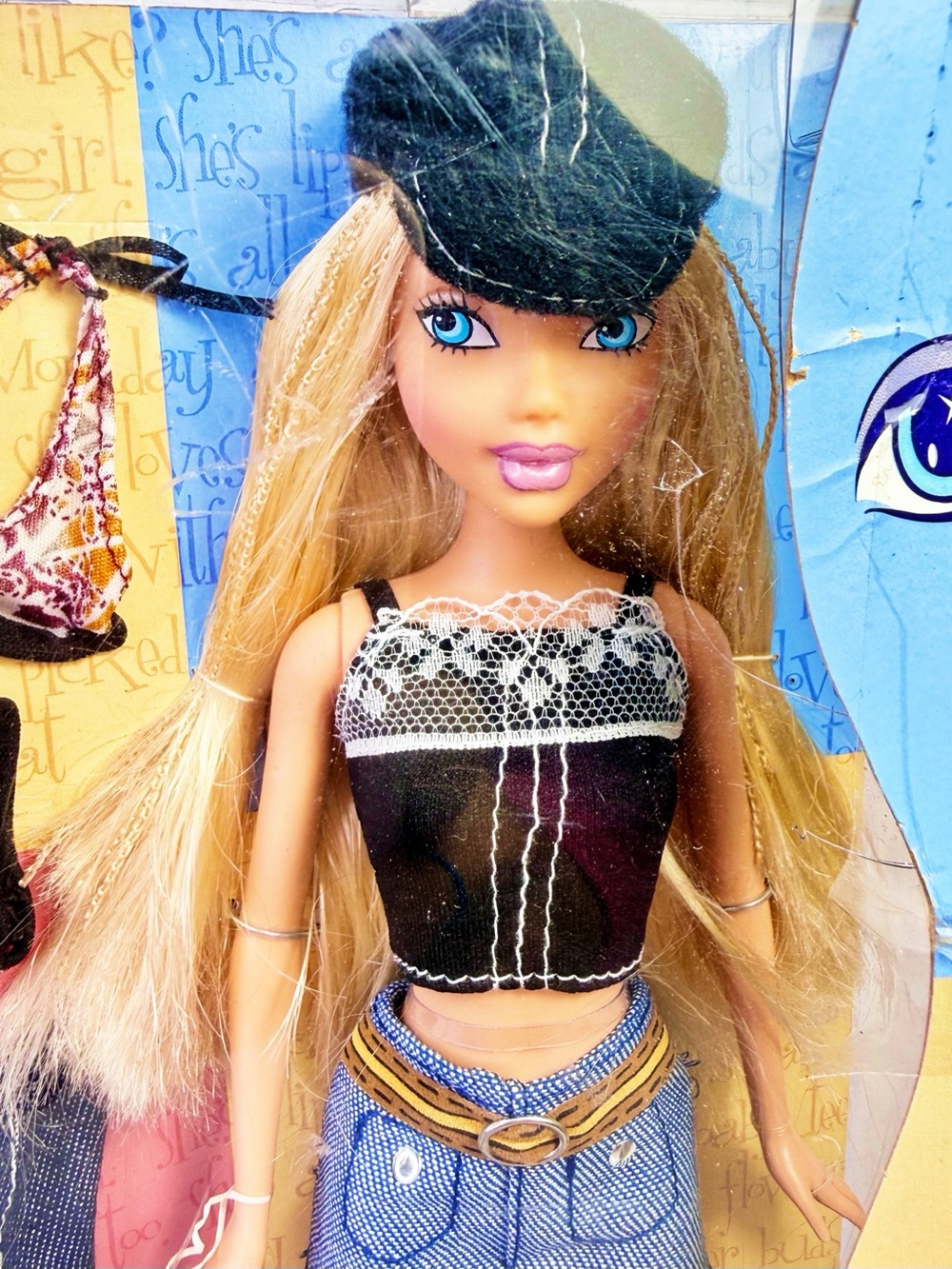 Mattel Barbie “My Scene Spring Break” Chloe Doll